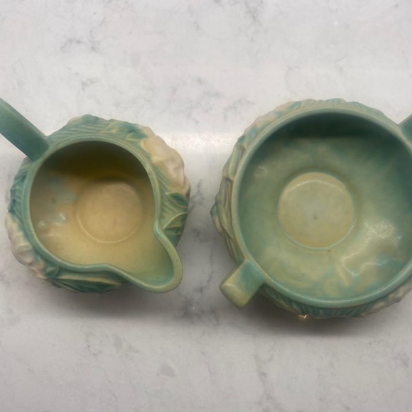 Roseville #3-S/3-C, Peony Sugar and Creamer, - Picture 4 of 8